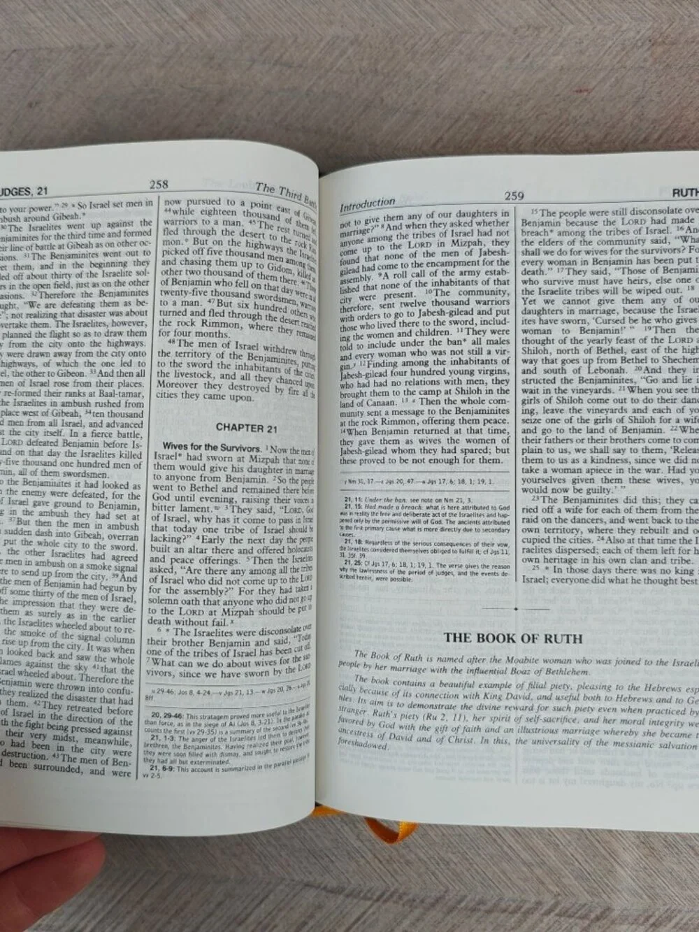 New American Bible St. Joseph Personal Size Edition Illustrated 1992
